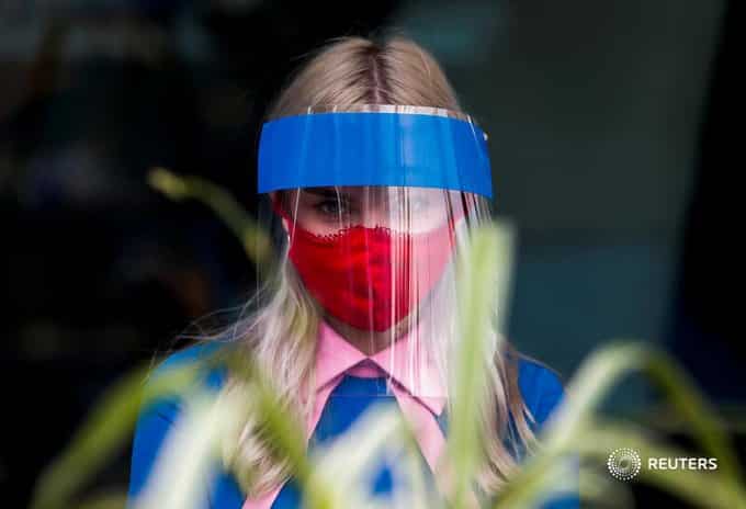 Masked fashion emerges in pandemic