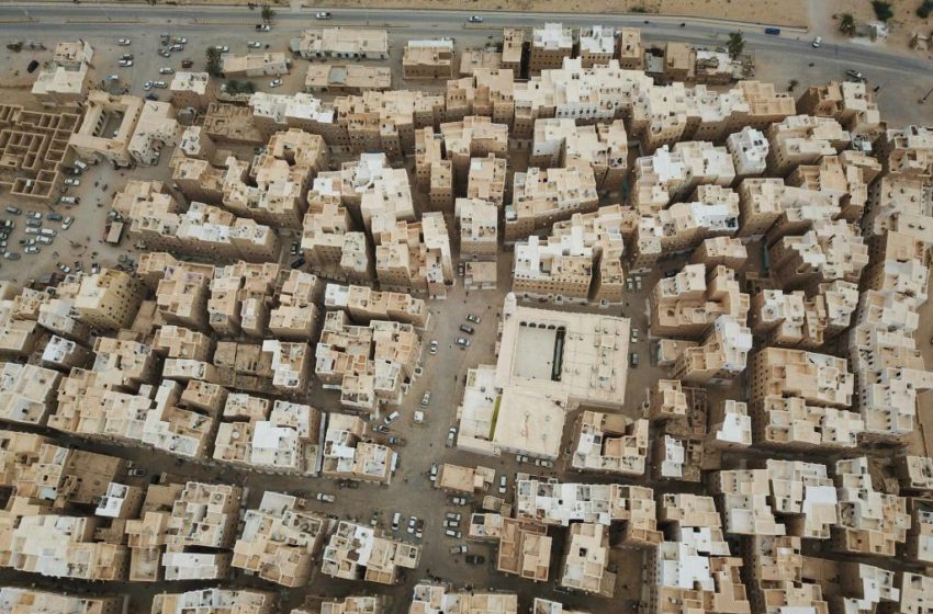 Yemen’s ‘Manhattan of the desert’ risks collapse amid disrepairs and floods