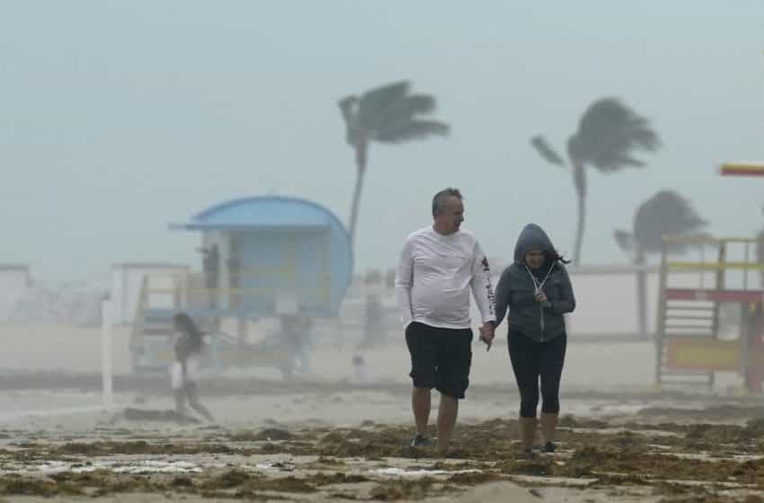 Hundreds missing as Eta devastates Mexico, Central America, tears a path to Florida Keys