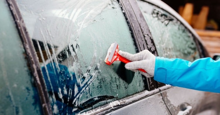 Defrost your windscreen with this secret hack