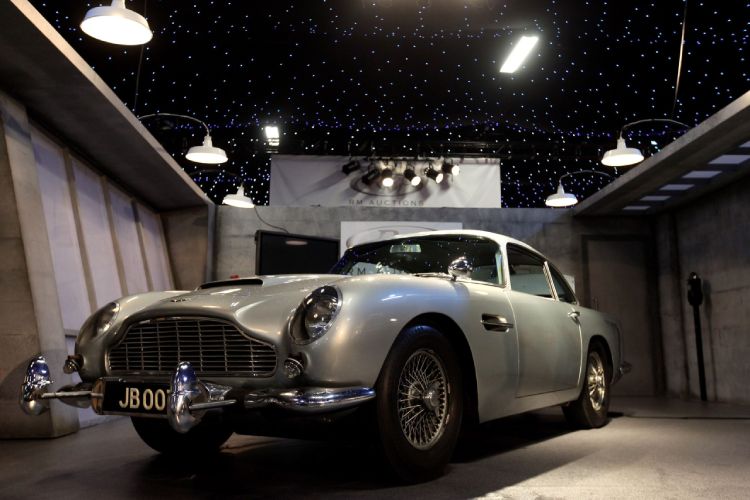 Sean Connery’s James Bond car sells for AED8 million
