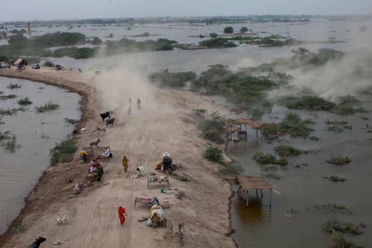 Pakistan races to save millions from floods